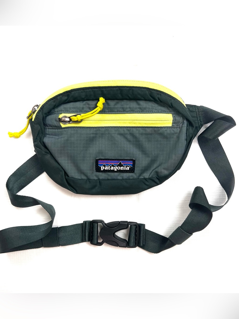 Patagonia Ultralight Black Hole Mini Hip Pack Multicolor One Size EUC